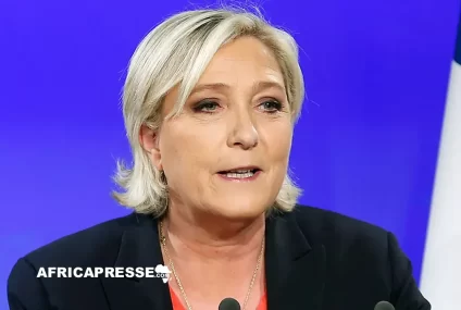 Marine Le Pen en visite au Tchad critique l’approche de Macron et se positionne comme alternative sur la scène africaine