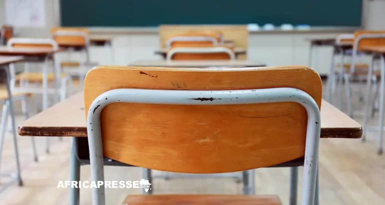 Salle de classe vide