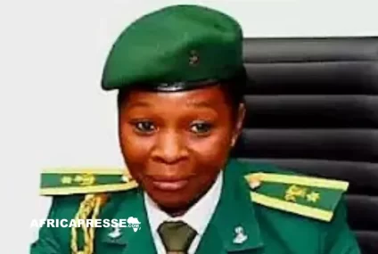 Le lieutenant-colonel Appolonia, première femme à diriger les relations publiques de l’armée nigériane