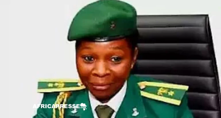 Le lieutenant-colonel Appolonia, première femme à diriger les relations publiques de l’armée nigériane Anele Onyinyechi Appolonia