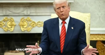 Trump menace la France d’une taxe punitive et rabroue Macron sur la scène internationale