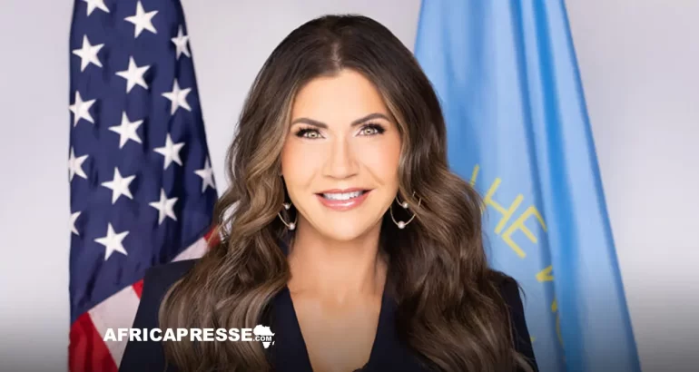 Le secrétaire à la Sécurité intérieure, Kristi Noem