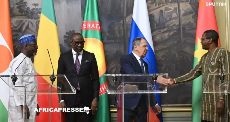 L'AES affirme son poids sur la scène mondiale grâce à sa coopération avec la Russie