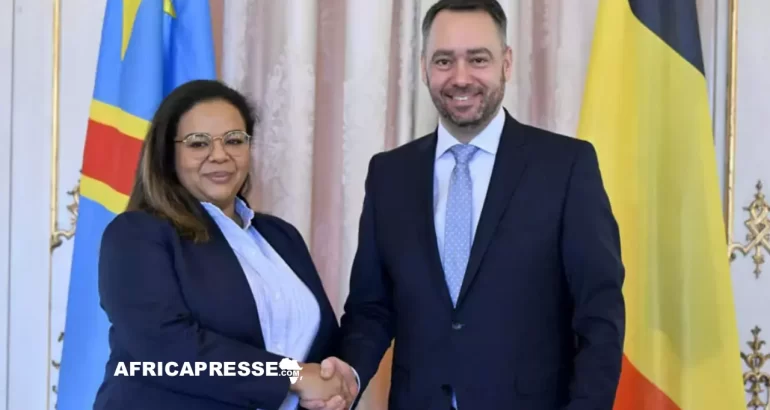 La ministre des Affaires étrangères de la RDC, Thérèse Kayikwamba Wagner et le nouveau ministre des Affaires étrangères de la Belgique, Maxime Prévot