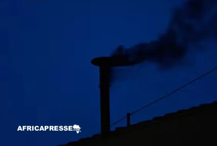 Conclave au Vatican : première fumée noire après le premier tour de vote pour élire un nouveau pape