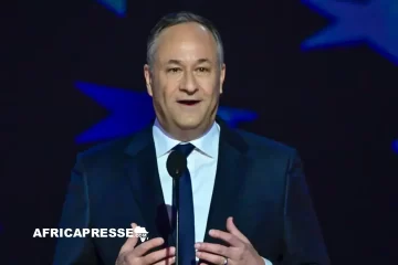 Doug Emhoff le mari de Kamala Harris évincé du musée de l’Holocauste : une décision symbolique de l’administration Trump