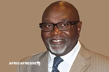 Togo : Jean-Lucien Savi de Tové élu président, un rôle honorifique dans un nouveau régime parlementaire Togo : Jean-Lucien Savi de Tové élu président, un rôle honorifique dans un nouveau régime parlementaire