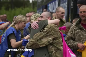 Échange massif : 307 prisonniers ukrainiens rapatriés en échange de 307 soldats russes Échange massif : 307 prisonniers ukrainiens rapatriés en échange de 307 soldats russes