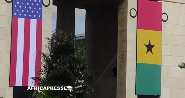 Le Ghana ferme son ambassade à Washington sur fond de scandale et rapatrie son personnel Le Ghana ferme temporairement son ambassade aux États-Unis suite à des allégations de corruption liée aux visas