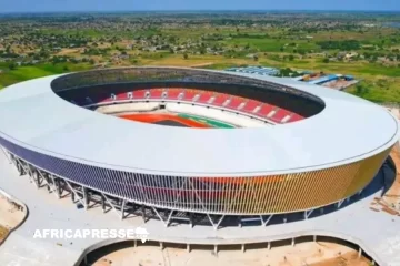 N’Djaména : Le plus grand stade du Tchad inauguré en hommage à Idriss Déby Itno N’Djaména : Le plus grand stade du Tchad inauguré en hommage à Idriss Déby Itno