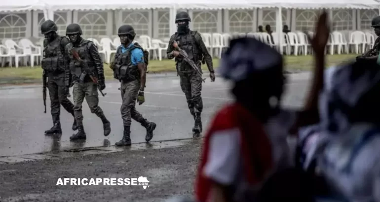 Buea sous tension : au cœur d’un conflit que le Cameroun veut taire L'ouest du Cameroun est sous la surveillance constante des militaires ici à Buea
