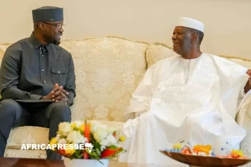 Ousmane Sonko en visite à Abidjan pour relancer la coopération sénégalo-ivoirienne Ousmane Sonko en visite à Abidjan pour relancer la coopération sénégalo-ivoirienne
