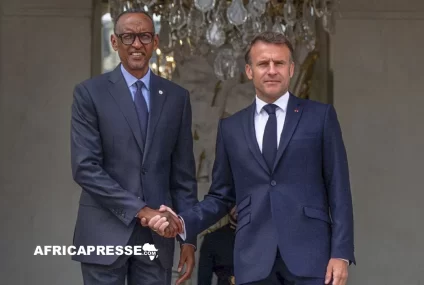 Le président rwandais Paul Kagame reçu par Emmanuel Macron à Paris