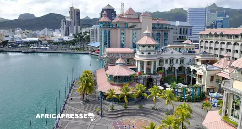 Maurice : L’Alliance du changement écrase les municipales, mais l’abstention reste un défi majeur Vue sur la capitale, Port-Louis, à l'Île Maurice.