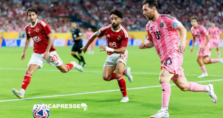 Messi lors du match d'ouverture de la Coupe du Monde des Clubs, Inter Miami contre Al Ahly FC devant 60 927 spectateurs.