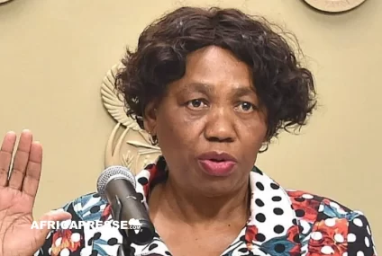 Afrique du Sud : Angie Motshekga nommée présidente par intérim en l’absence de Ramaphosa et Mashatile