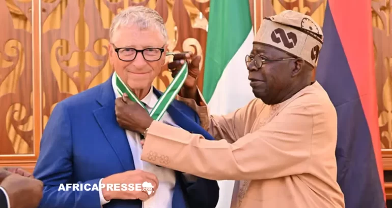 Bill Gates reçoit l’un des plus grands honneurs du Nigeria pour ses actions humanitaires