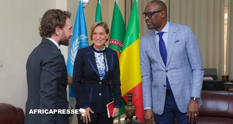 Alors que l’Europe se retire, les Pays-Bas maintiennent leur présence au Mali L’Ambassadrice des Pays-Bas Caeciliaw Wijgers quitte le Mali