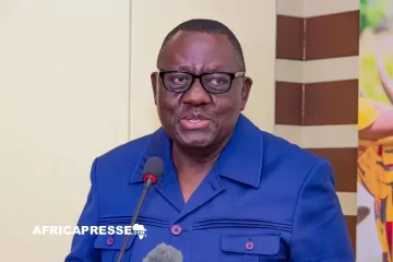 Bénin : la fin annoncée du poulet congelé se heurte à une filière locale encore fragile Bénin : la fin annoncée du poulet congelé se heurte à une filière locale encore fragile