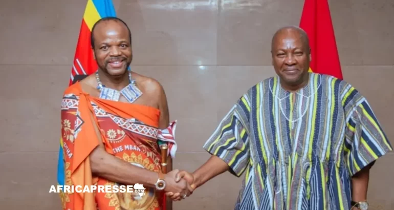 Le roi Mswati III du Royaume d’Eswatini et le président John Dramani Mahama
