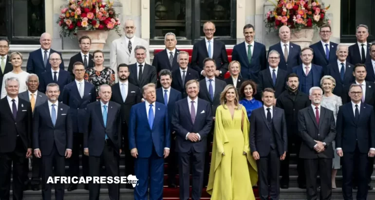 L’Otan tente de rester unie malgré la menace Trump et un monde en feu Les dirigeants présents au sommet de l'Otan à La Haye, le 24 juin 2025.