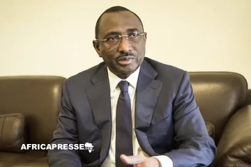 Guinée : l’opposant Sidya Touré reconduit à la tête de l’UFR lors d’un congrès sous tension Guinée : l’opposant Sidya Touré reconduit à la tête de l’UFR lors d’un congrès sous tension