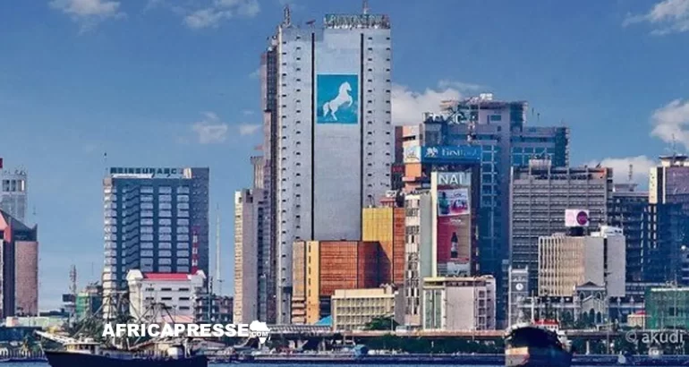 Nigeria : Moody’s relève la note souveraine, saluant des finances publiques assainies Une vue de Lagos au Nigeria