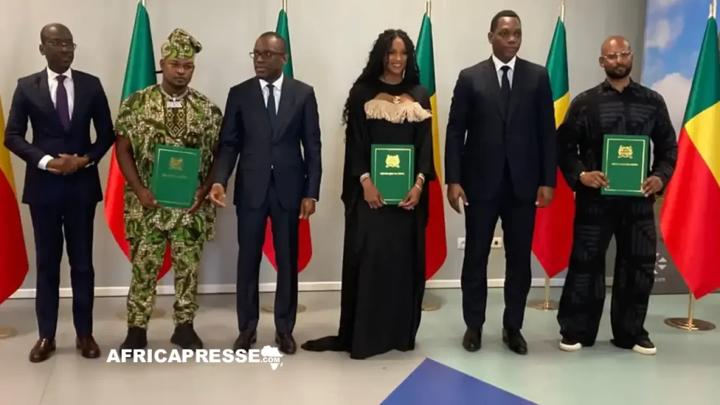 Benin : La chanteuse Ciara devient citoyenne aux côtés de deux autres Afro‑descendants