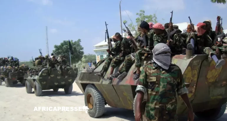 Somalie : les shebabs reprennent Tardo et gagnent du terrain au nord de Mogadiscio Combattants shebabs