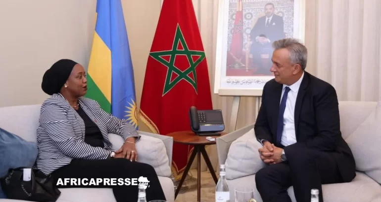 L’ambassadrice rwandaise Shakilla Umutoni et le ministre marocain Karim Zidane