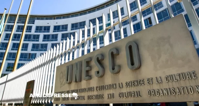 Les États-Unis actent leur retrait de l’UNESCO, en désaccord avec ses orientations Le siège de l’UNESCO à Paris