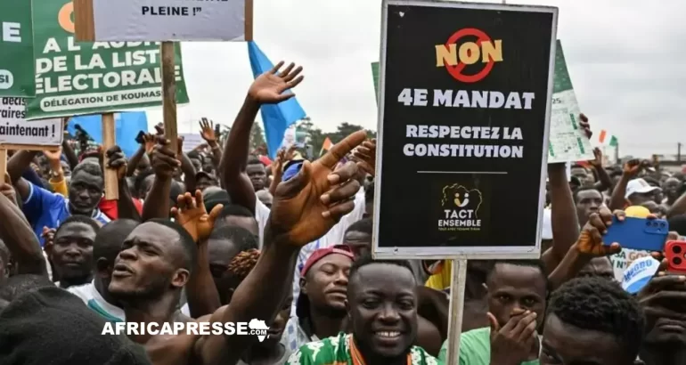 Côte d’Ivoire, plusieurs milliers de personnes ont manifesté dans le calme, ce samedi 9 août 2025, à Abidjan, dans la commune de Yopougon