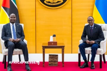 Visite de Daniel Chapo au Rwanda sur fond d’insécurité persistante au nord du Mozambique Visite de Daniel Chapo au Rwanda sur fond d’insécurité persistante au nord du Mozambique