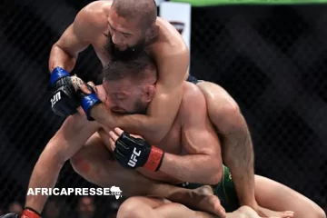 MMA : Khamzat Chimaev détrône le champion sud-africain Dricus du Plessis et s’impose en maître chez les poids moyens MMA : Khamzat Chimaev détrône le champion sud-africain Dricus du Plessis et s’impose en maître chez les poids moyens