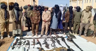 À Kidal, des dizaines de combattants se rendent aux autorités