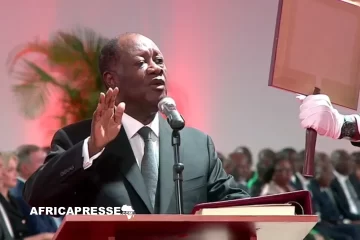 Alassane Ouattara prête serment pour un 4e mandat