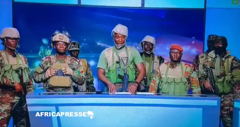 Bénin, un putsch annoncé : l’armée démet Patrice Talon et prend le pouvoir Bénin, un putsch annoncé : l’armée démet Patrice Talon et prend le pouvoir