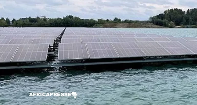 Transition énergétique au Zimbabwe : la centrale solaire flottante du lac Kariba, un remède à la crise de l’hydroélectricité