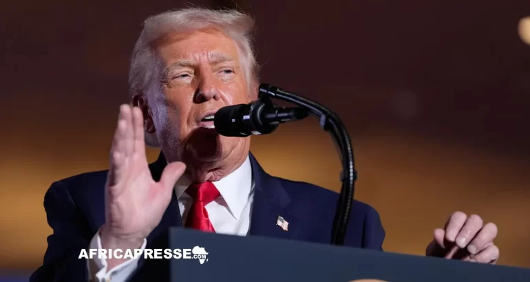 Trump menace le Nigeria de nouvelles frappes en cas de poursuite des violences contre les chrétiens Trump menace le Nigeria de nouvelles frappes en cas de poursuite des violences contre les chrétiens