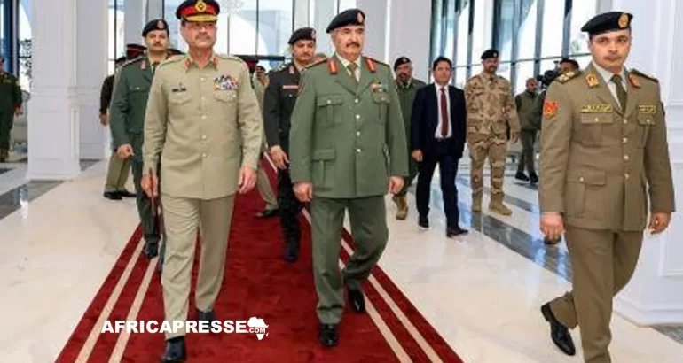 L’Armée nationale libyenne signe un accord militaire de plus de 4 milliards $ avec le Pakistan