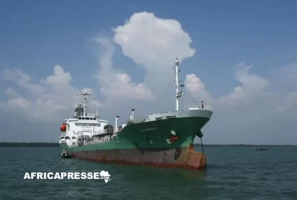 Gabon : neuf marins enlevés lors d’une attaque pirate au large des côtes Gabon : neuf marins enlevés lors d’une attaque pirate au large des côtes