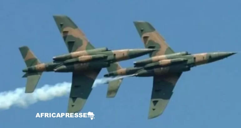 Nigeria : l’aviation militaire frappe des bases jihadistes dans le Nord, 27 combattants neutralisés