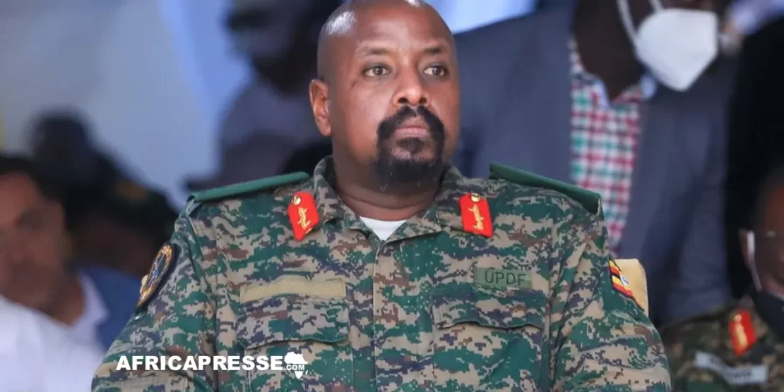 Ouganda : le fils de Museveni officialise sa candidature pour la présidentielle 2031, avec l’ambition de 90 % des voix