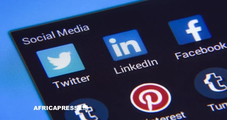 RDC : Félix Tshisekedi ordonne un encadrement renforcé des réseaux sociaux