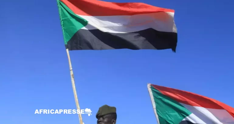 Union africaine : la réintégration du Soudan ravive les divisions entre États membres Union africaine : la réintégration du Soudan ravive les divisions entre États membres