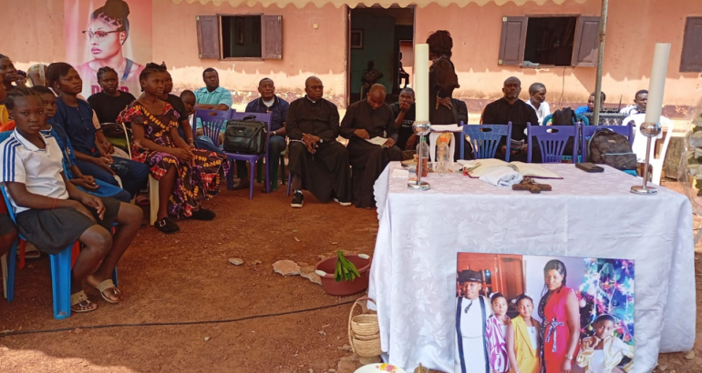 Est-Kadey : Ndélélé en larmes Est-Kadey : Ndélélé en larmes