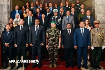 Madagascar : un nouveau gouvernement dans la continuité, sans changement majeur Madagascar : un nouveau gouvernement dans la continuité, sans changement majeur
