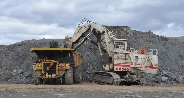 Minerai de fer : l’Afrique engage sa mue industrielle face à la demande mondiale d’acier