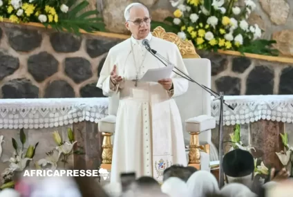Cameroun : À Bamenda, Léon XIV lance un appel à la paix face à « une spirale de déstabilisation et de mort »