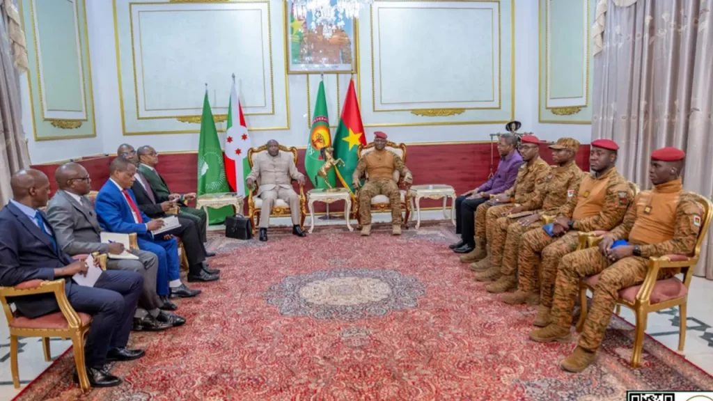 Évariste Ndayishimiye et Ibrahim Traoré